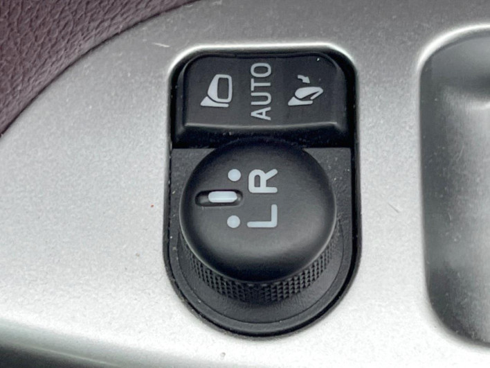 2019 Daihatsu Cast DBA-LA250S (UW-6a223ea0cc331)[28]