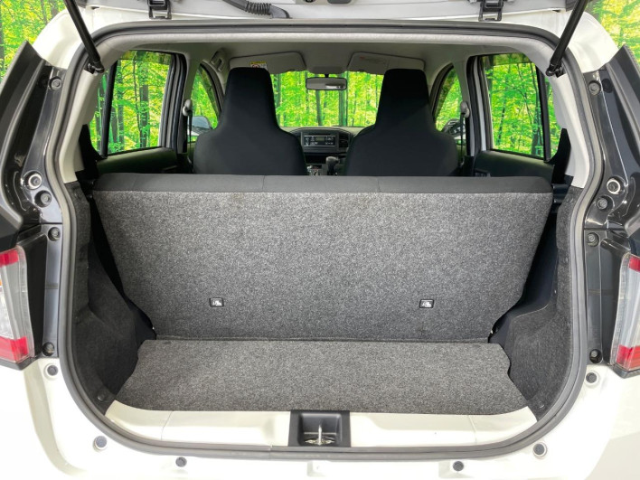 2019 Daihatsu Mirai Ease 5BA-LA350S (UW-6a223ea308384)[14]