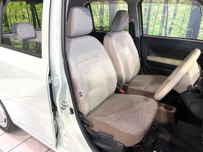 2020 Daihatsu Mira Tocot 5BA-LA550S (UW-6a223ea75821b)[22]
