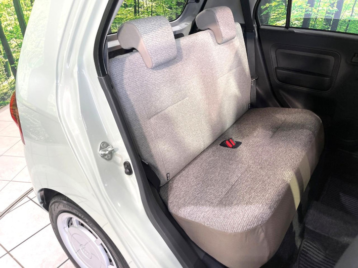 2020 Daihatsu Mira Tocot 5BA-LA550S (UW-6a223ea75821b)[23]