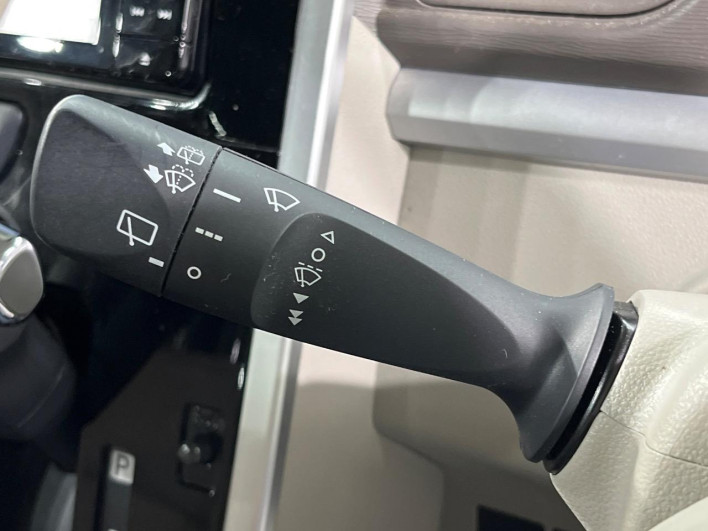 2018 Daihatsu Tanto DBA-LA600S (UW-6a223eac83d42)[29]