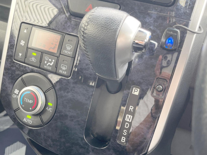 2019 Daihatsu Tanto DBA-LA600S (UW-6a223eaf9824d)[21]