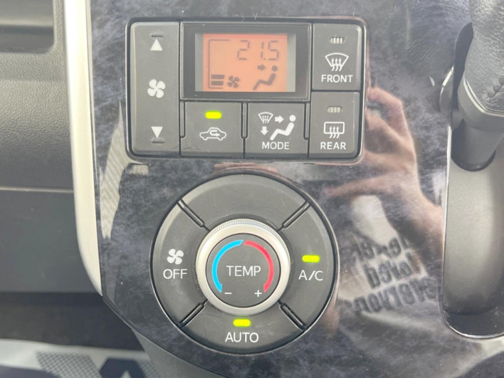 2019 Daihatsu Tanto DBA-LA600S (UW-6a223eaf9824d)[20]