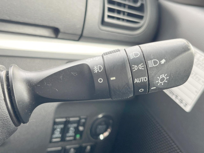2019 Daihatsu Tanto DBA-LA600S (UW-6a223eaf9824d)[24]