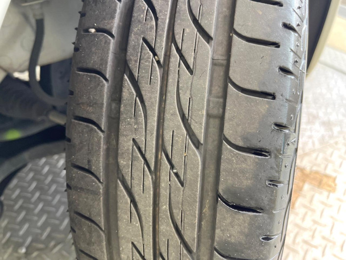 2015 Daihatsu Wake DBA-LA700S (UW-6a223eb95430e)[12]