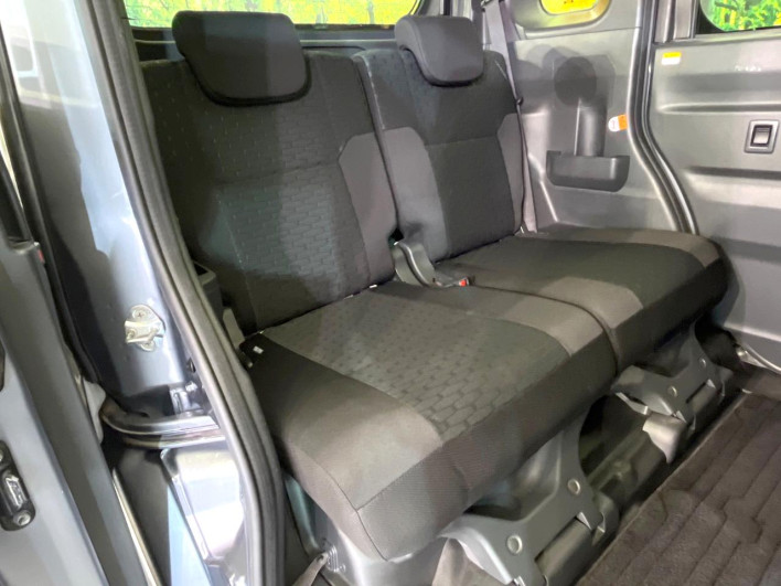 2016 Daihatsu Wake DBA-LA700S (UW-6a223eb99f5cb)[20]