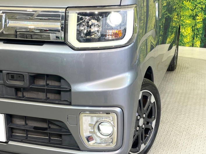 2016 Daihatsu Wake DBA-LA700S (UW-6a223eb99f5cb)[12]