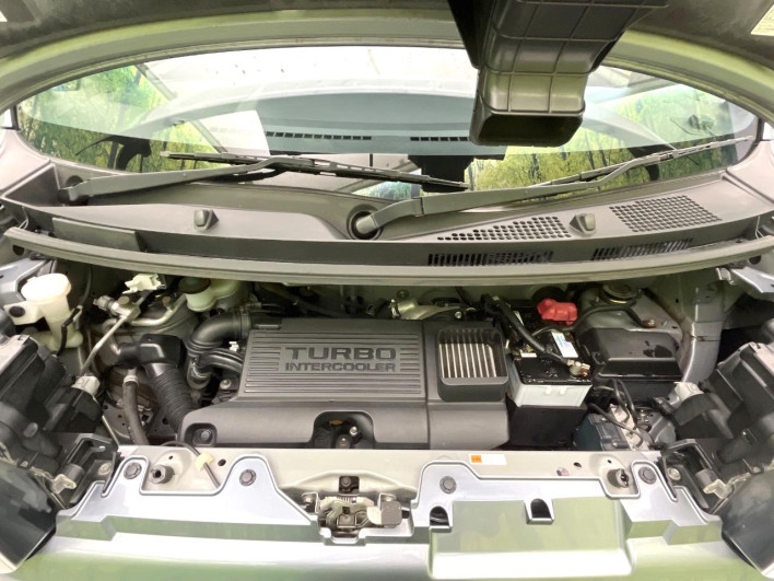2016 Daihatsu Wake DBA-LA700S (UW-6a223eb99f5cb)[4]