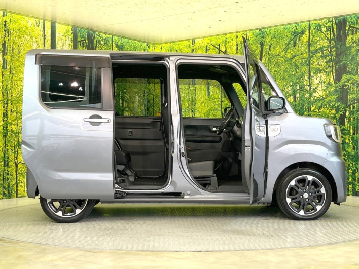 2016 Daihatsu Wake DBA-LA700S (UW-6a223eb99f5cb)[19]