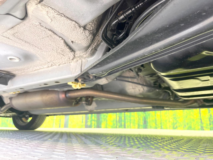 2016 Daihatsu Wake DBA-LA700S (UW-6a223eb99f5cb)[25]