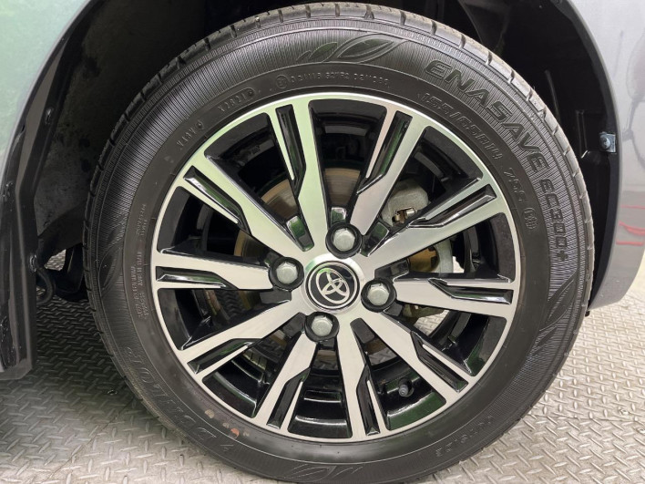 2021 Toyota Pixis Mega 3BA-LA710A (UW-6a223ebad043f)[13]