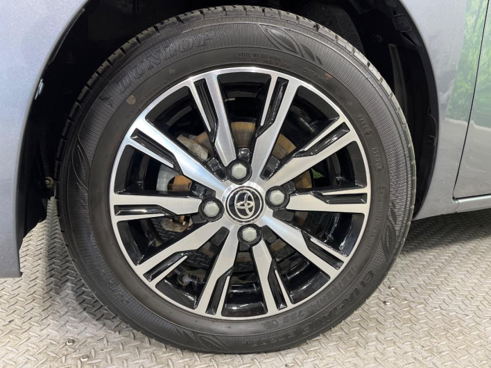 2021 Toyota Pixis Mega 3BA-LA710A (UW-6a223ebad043f)[6]