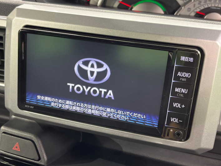 2021 Toyota Pixis Mega 3BA-LA710A (UW-6a223ebad043f)[14]
