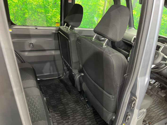 2021 Toyota Pixis Mega 3BA-LA710A (UW-6a223ebad043f)[25]
