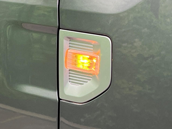 2021 Toyota Pixis Mega 3BA-LA710A (UW-6a223ebad043f)[17]