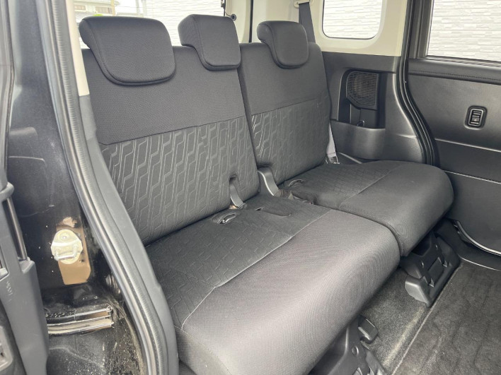 2017 Daihatsu Toll DBA-M900S (UW-6a223ed800c39)[24]