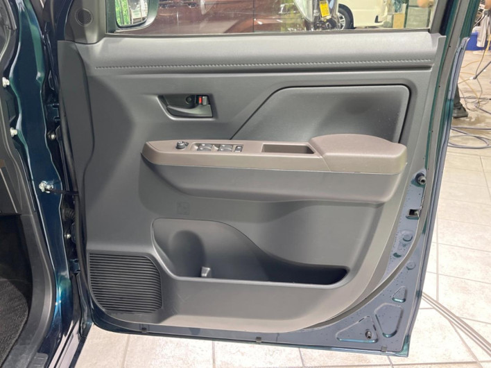 2020 Daihatsu Toll 5BA-M900S (UW-6a223ed9c2fa7)[20]