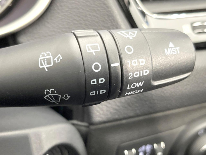 2017 Chrysler Jeep Compass ABA-M624 (UW-6a223ee6d1b80)[24]