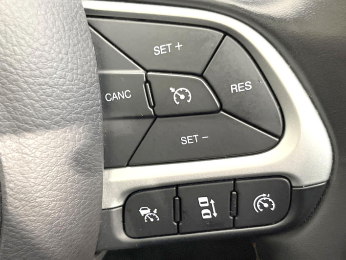 2017 Chrysler Jeep Compass ABA-M624 (UW-6a223ee6d1b80)[26]