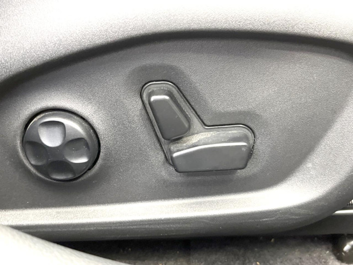 2017 Chrysler Jeep Compass ABA-M624 (UW-6a223ee6d1b80)[20]