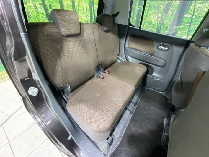 2012 Suzuki MR Wagon DBA-MF33S (UW-6a223ee721dee)[27]