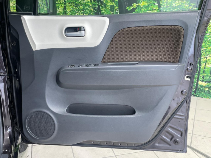 2012 Suzuki MR Wagon DBA-MF33S (UW-6a223ee721dee)[5]
