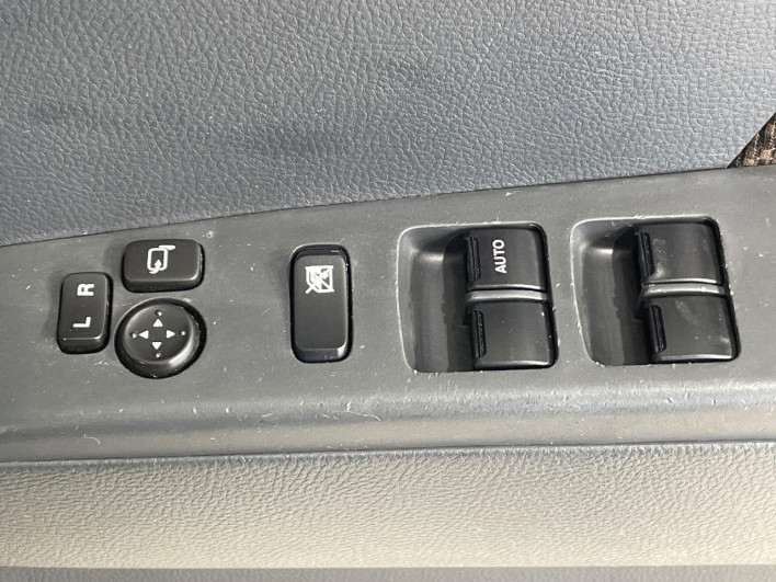 2012 Suzuki MR Wagon DBA-MF33S (UW-6a223ee721dee)[9]