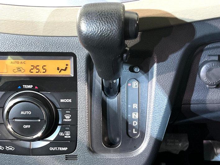 2012 Suzuki Wagon R DBA-MH34S (UW-6a223eea43b14)[16]