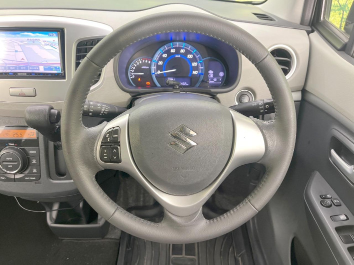 2016 Suzuki Wagon R DAA-MH44S (UW-6a223eed83227)[29]