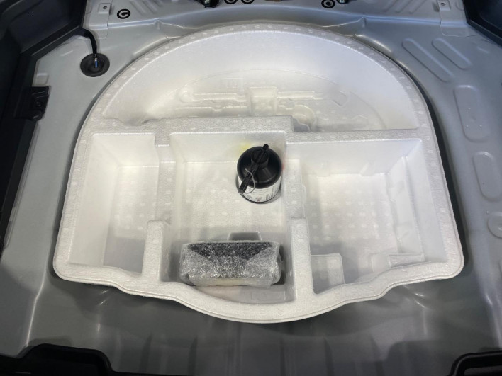 2025 Toyota Yaris Cross 5BA-MXPB10 (UW-6a223f20b6c67)[27]