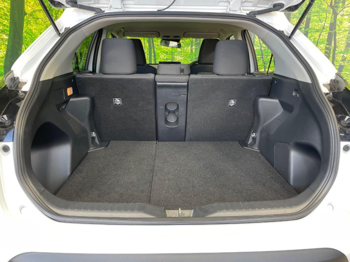 2025 Toyota Yaris Cross 5BA-MXPB10 (UW-6a223f20b6c67)[29]