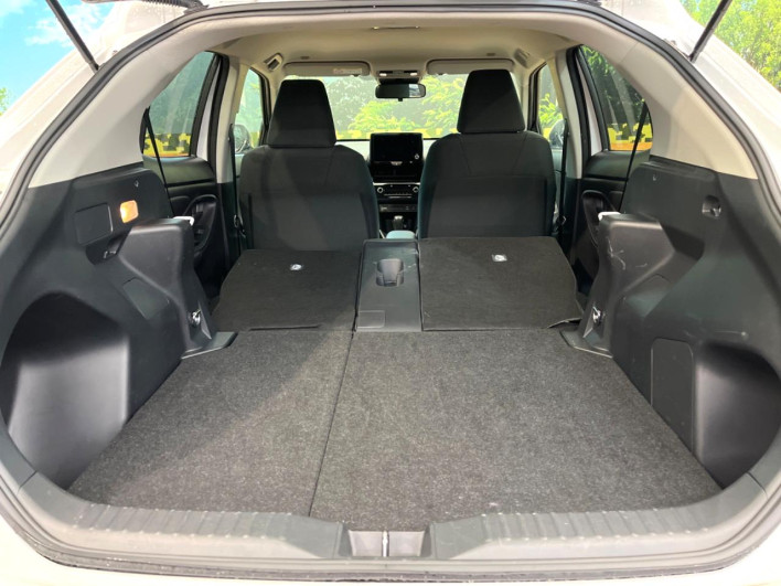 2025 Toyota Yaris Cross 5BA-MXPB10 (UW-6a223f211ee22)[21]