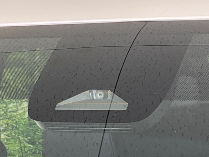2023 Toyota Voxy 6BA-MZRA90W (UW-6a223f4141cfa)[4]