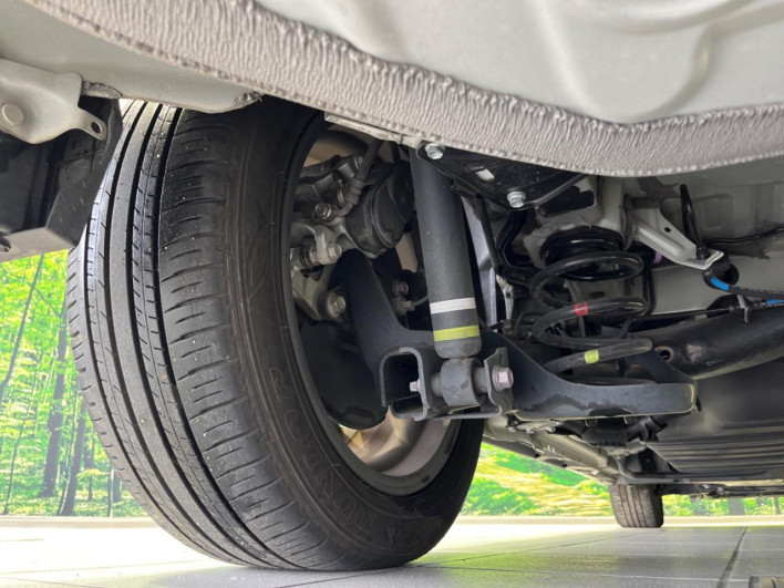 2023 Toyota Voxy 6BA-MZRA90W (UW-6a223f4141cfa)[24]