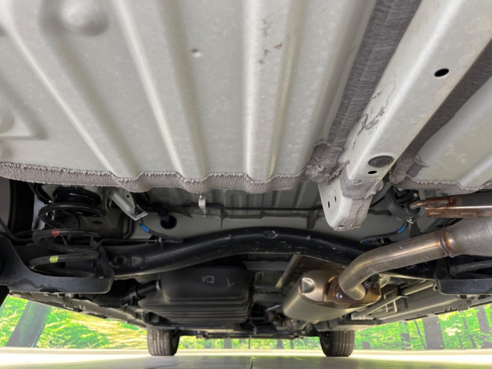 2023 Toyota Voxy 6BA-MZRA90W (UW-6a223f4141cfa)[23]