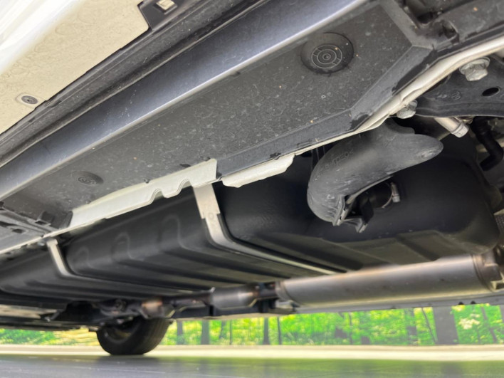 2023 Toyota Voxy 6BA-MZRA90W (UW-6a223f4141cfa)[22]