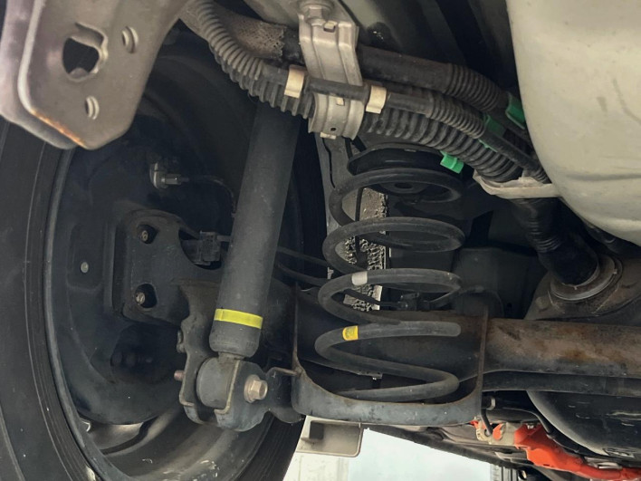 2014 Toyota Aqua DAA-NHP10 (UW-6a223f4a48b34)[28]