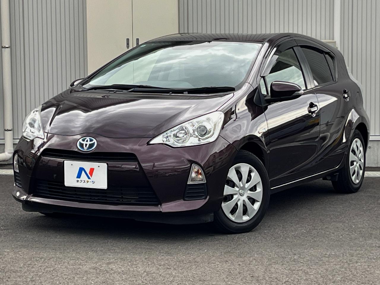 2014 Toyota Aqua DAA-NHP10