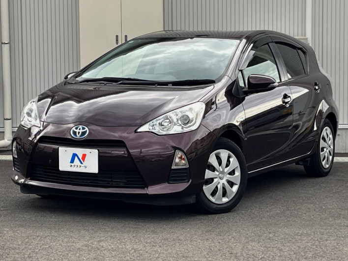 2014 Toyota Aqua DAA-NHP10 (UW-6a223f4a48b34)[0]