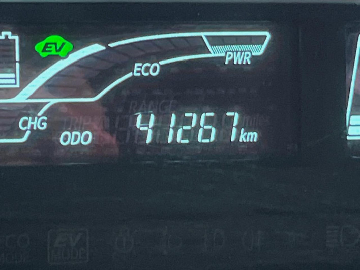 2014 Toyota Aqua DAA-NHP10 (UW-6a223f4a48b34)[2]