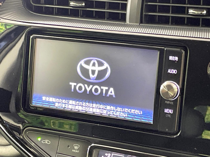 2018 Toyota Aqua DAA-NHP10 (UW-6a223f510ca96)[16]