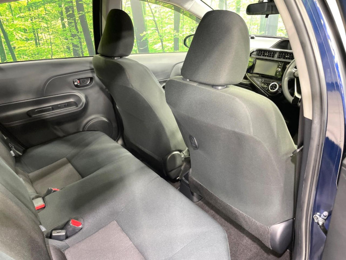 2018 Toyota Aqua DAA-NHP10 (UW-6a223f510ca96)[27]