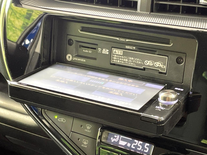 2018 Toyota Aqua DAA-NHP10 (UW-6a223f510ca96)[19]