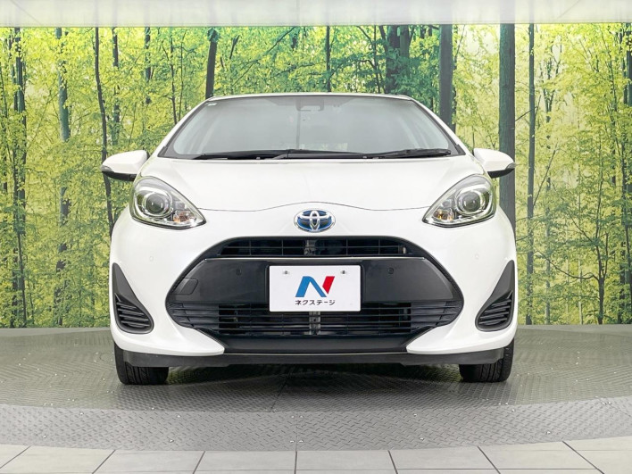2018 Toyota Aqua DAA-NHP10 (UW-6a223f51807a9)[14]