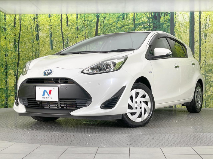 2018 Toyota Aqua DAA-NHP10 (UW-6a223f51807a9)[0]