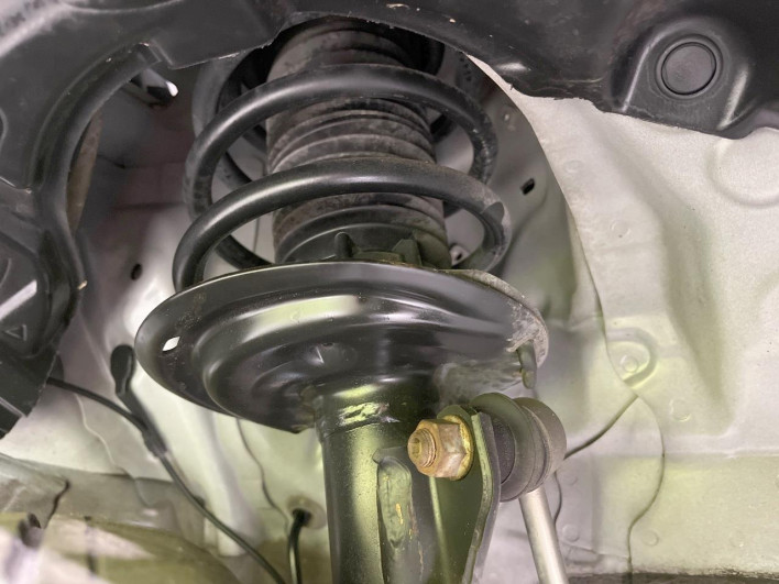 2018 Toyota Aqua DAA-NHP10 (UW-6a223f51807a9)[9]