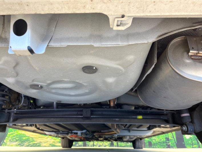 2017 Toyota Sienta DAA-NHP170G (UW-6a223f5397aa7)[23]