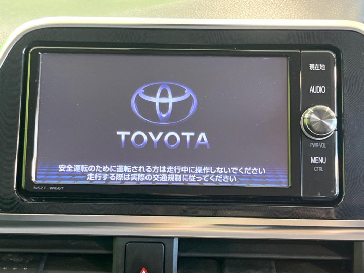 2017 Toyota Sienta DAA-NHP170G (UW-6a223f5397aa7)[27]