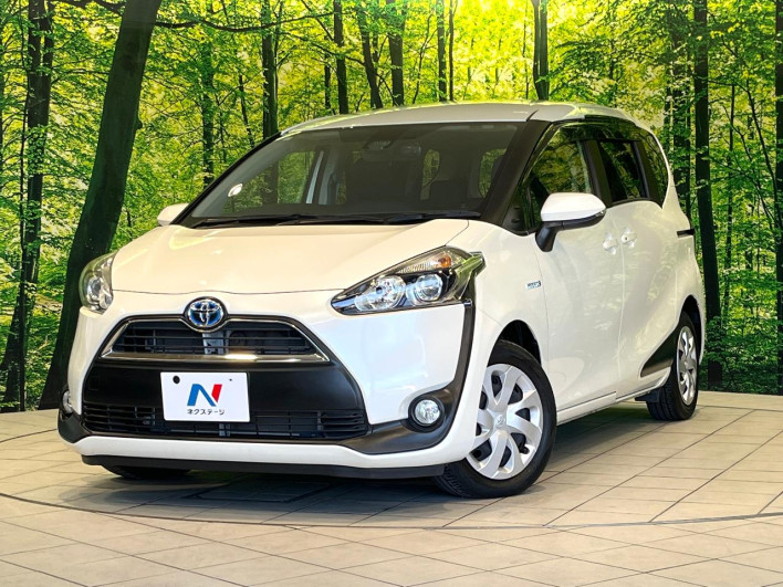 2017 Toyota Sienta DAA-NHP170G (UW-6a223f5397aa7)[0]