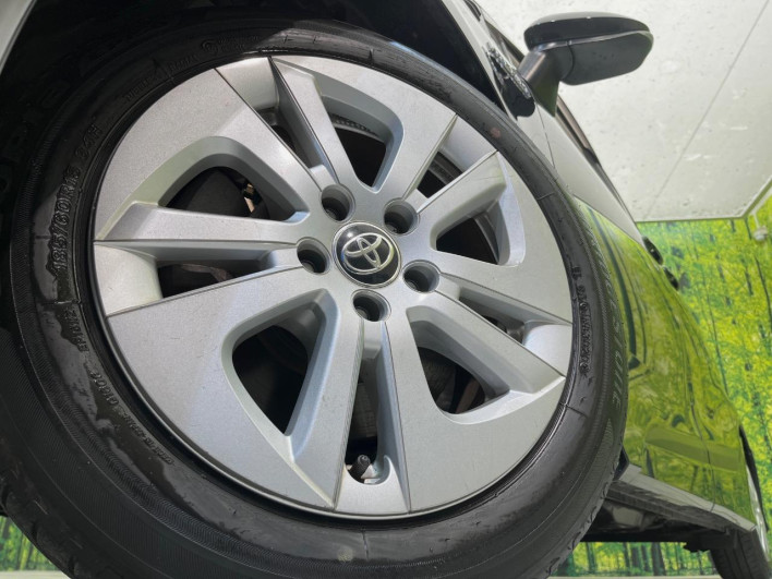 2017 Toyota Sienta DAA-NHP170G (UW-6a223f53aeffd)[18]